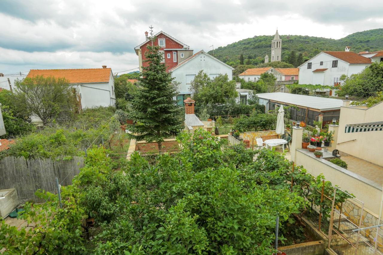 Apartments Maslina Bozava Luaran gambar