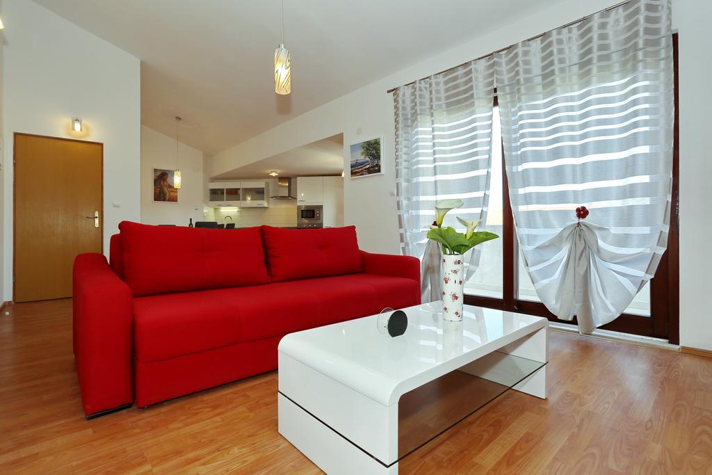 Apartments Maslina Bozava Luaran gambar